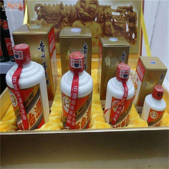 常州回收整箱茅台多少钱哪里回收(附近上门回收茅台酒）